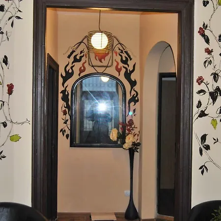 Motor House Unirii Guest house 3*